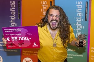 Ricco Fiorito wint Marc Cornelissen Brightlands Award. Fotorechtenvrij Marcel van Hoorn