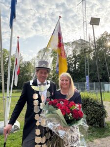 Koning Leon Vanhauten met partner Linda.